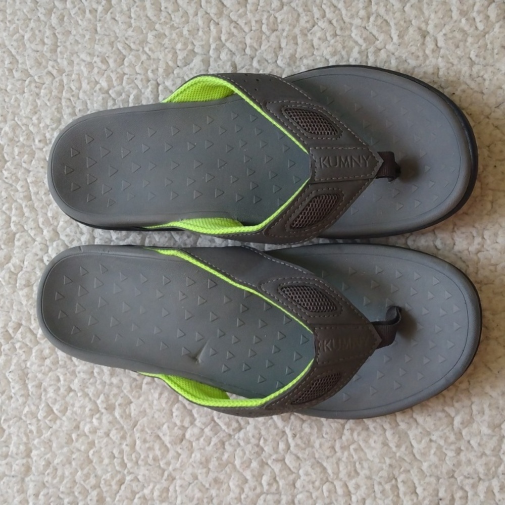 Kumny Gray & Green Sandals/Flip Flops  10.5